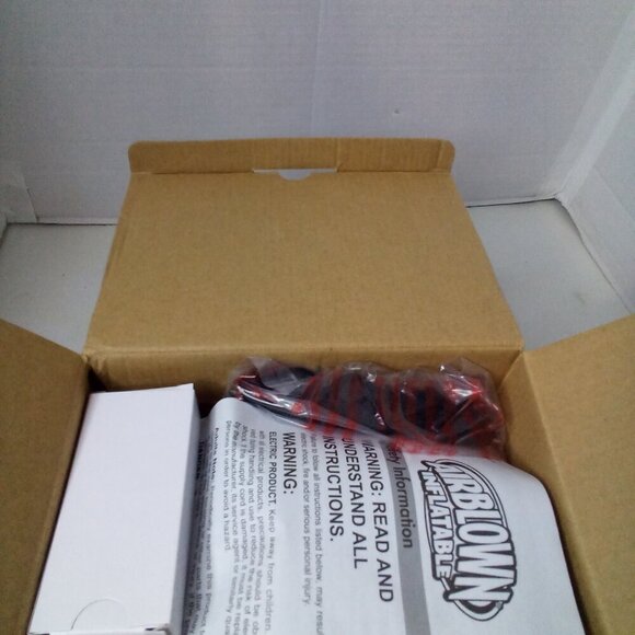 Gemmy The Grinch Airblown Inflatable 5.5 Ft Holding Wreath Christmas - Picture 11 of 11